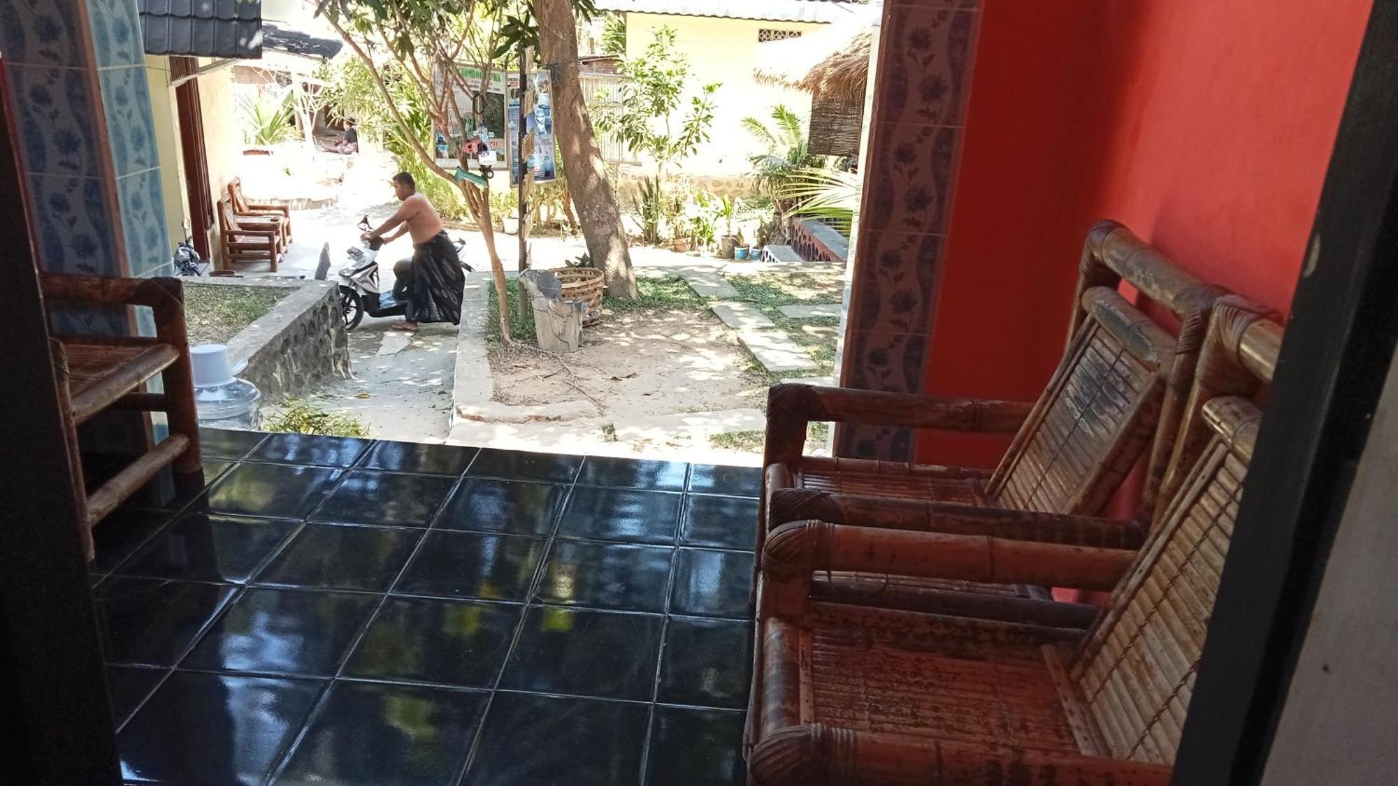 Roy Homestay Kuta Kuta  Zewnętrze zdjęcie