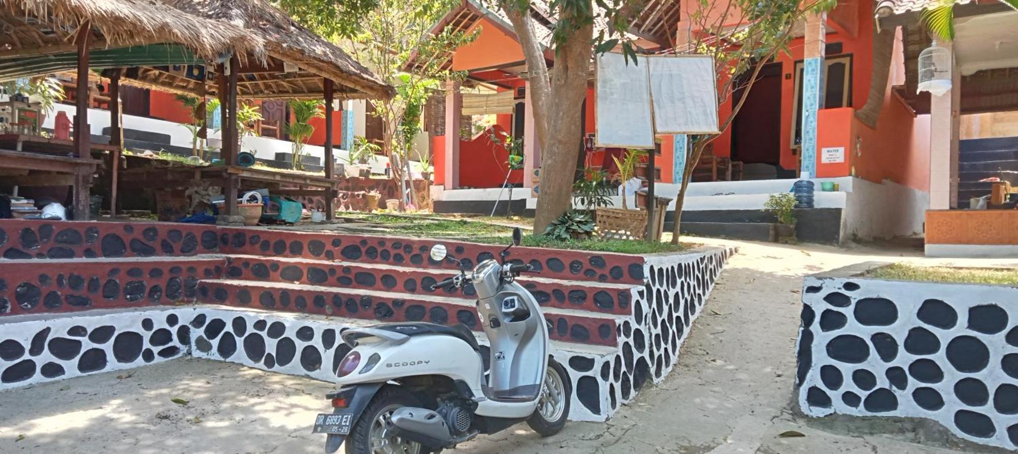 Roy Homestay Kuta Kuta  Zewnętrze zdjęcie