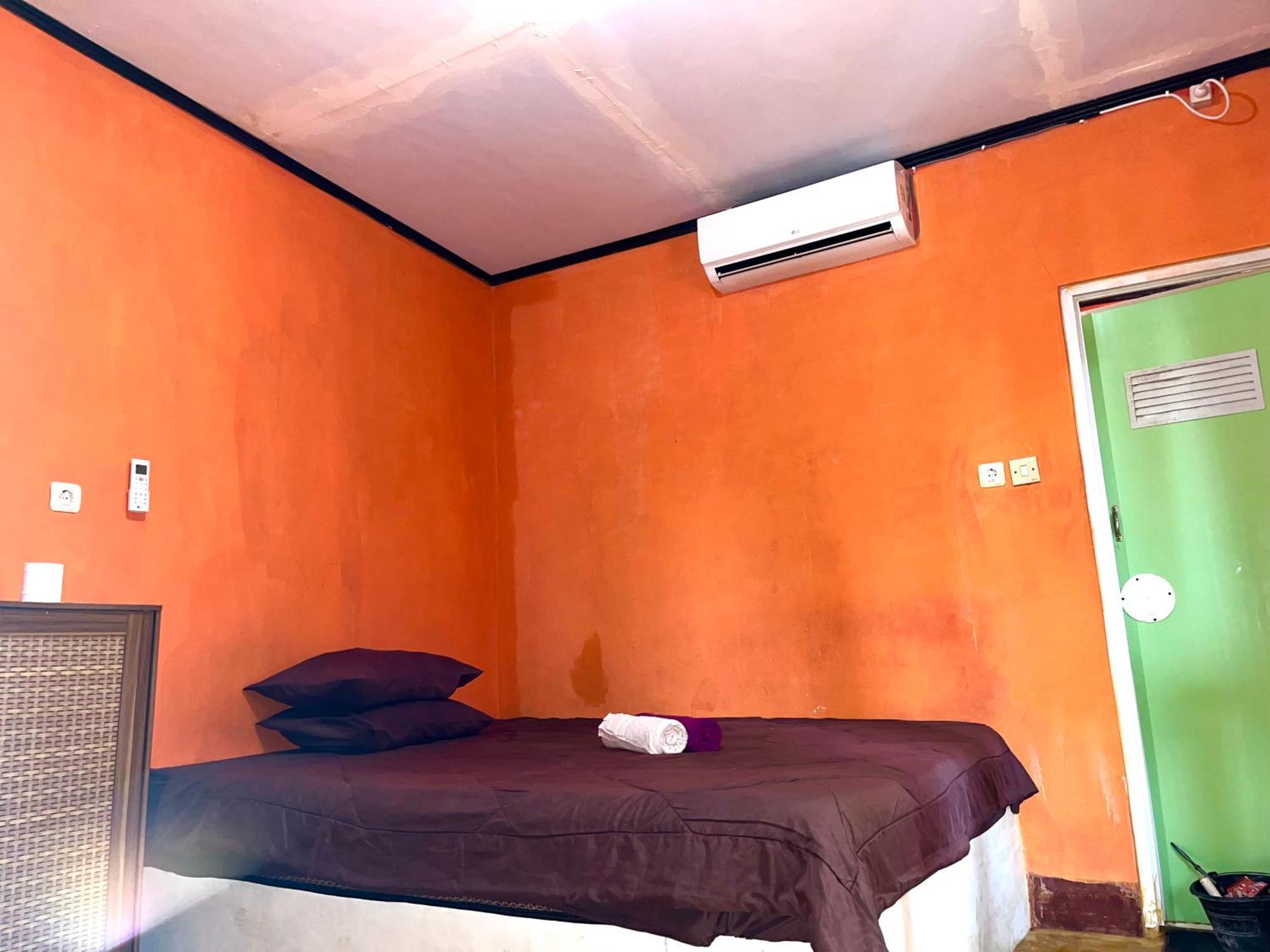 Roy Homestay Kuta Kuta  Zewnętrze zdjęcie