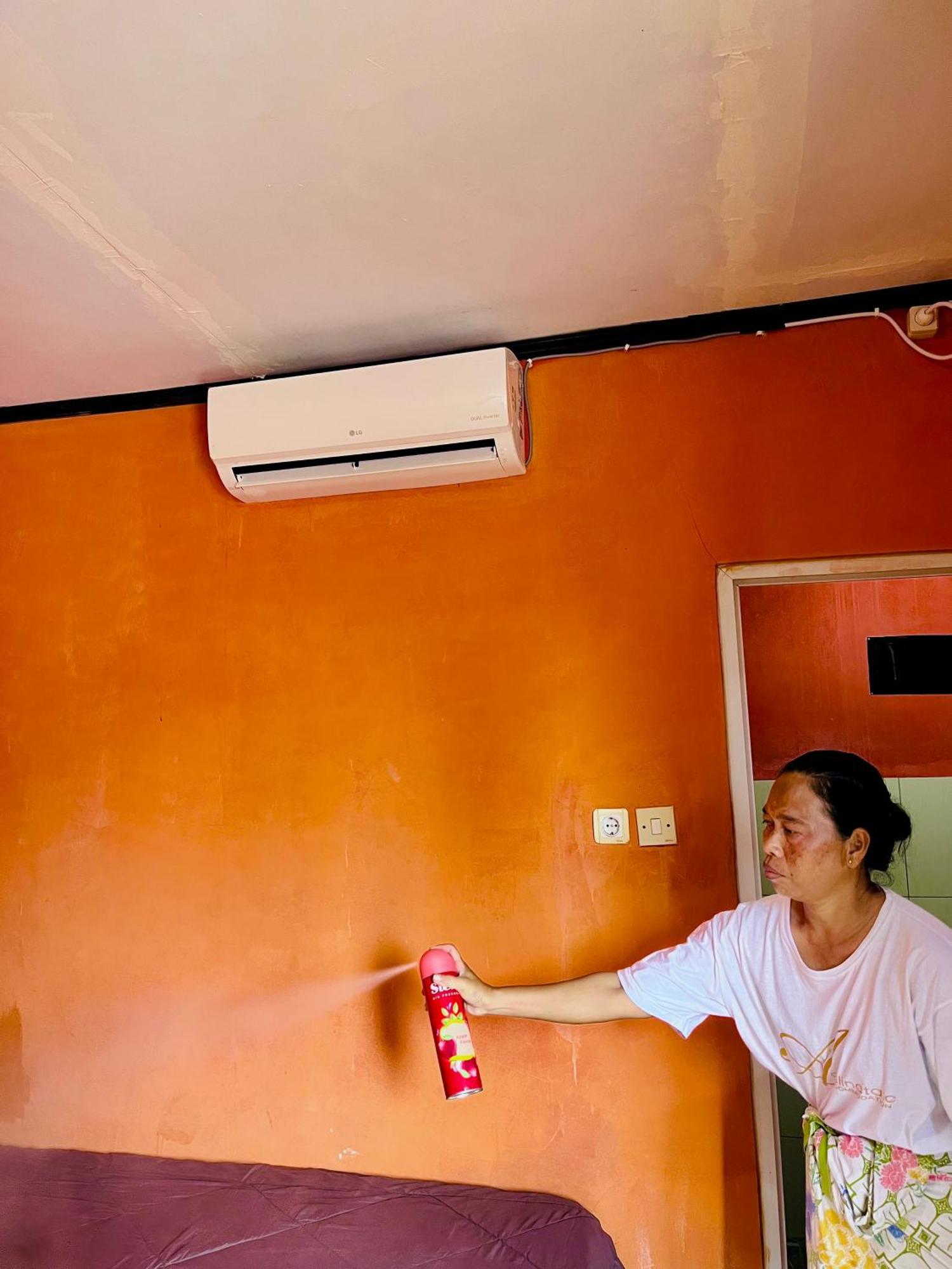 Roy Homestay Kuta Kuta  Zewnętrze zdjęcie